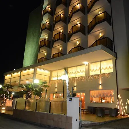 Londra Hotel 4*
