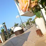 Hotel Londra Milano Marittima
