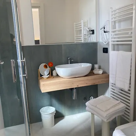 Hotel Londra 4*