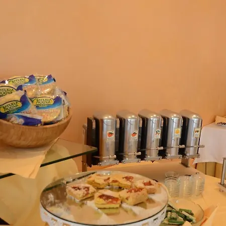 Londra Ξενοδοχείο 4*