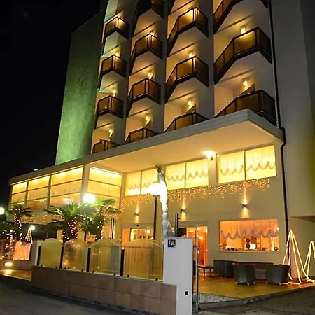 Hotel Londra 4*