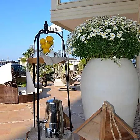 Londra 4* Milano Marittima